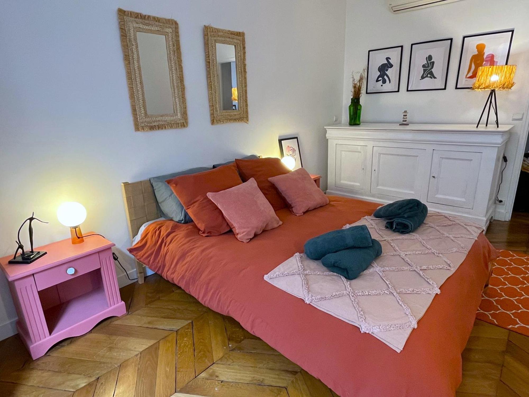 Lovely Haussmannian Flat In Montparnasse Paris Exterior photo
